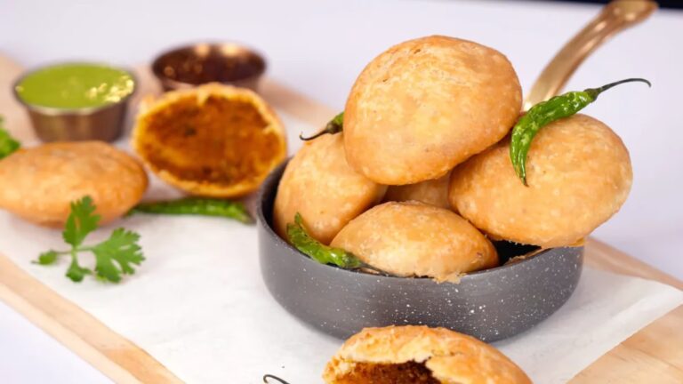 Kachori: El Tesoro Crujiente de la India
