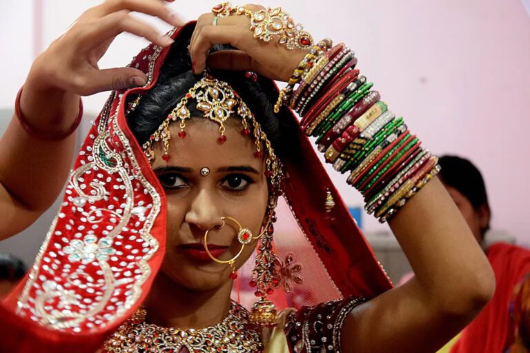 Mujeres: El Alma Secreta de la Cocina India