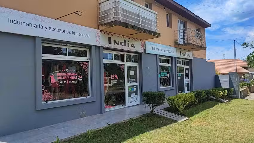 India Femenina y masculina