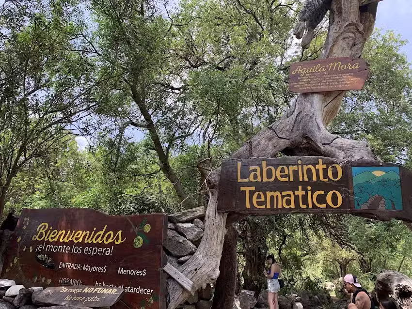 Laberinto tem&aacute;tico CABEZA del Indio