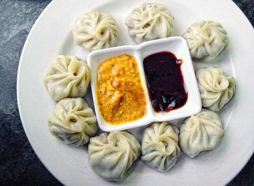 Momos: El Dumpling Tibetano que Conquistó India