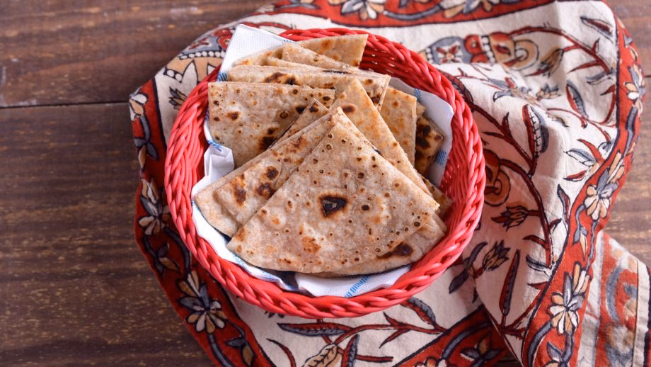 Roti: El Versátil Pan Plano que Conquistó el Mundo